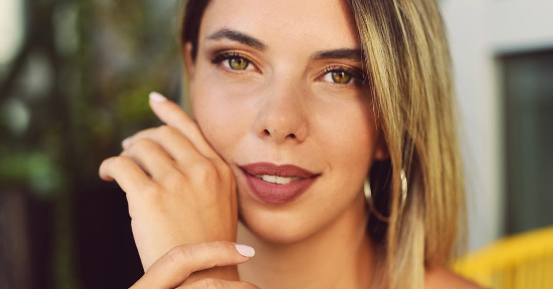 The Perfect Fall Look with V Kosmetik: Warm, Bold, and insanely Beautiful