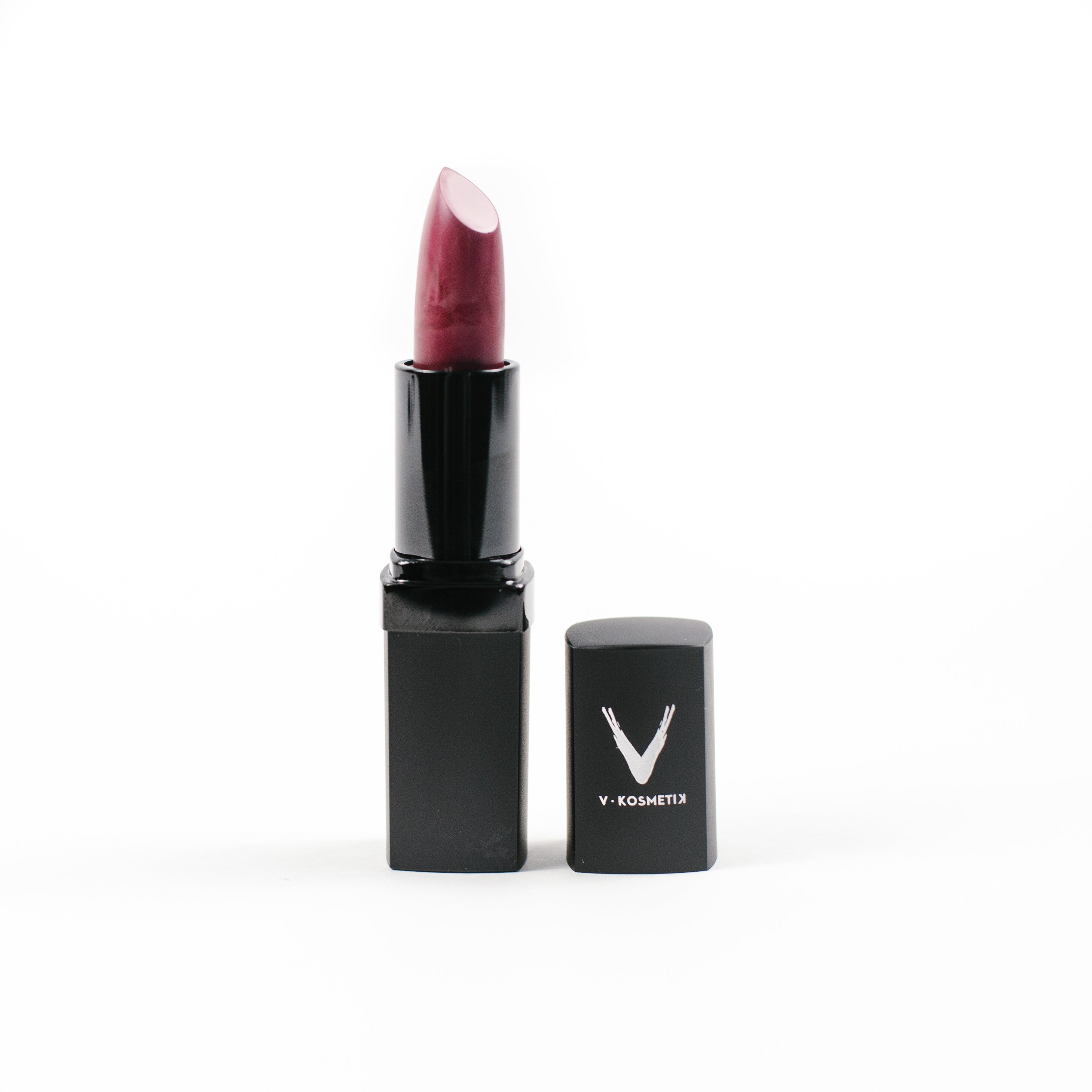 Full Coverage Long-Lasting Lipstick