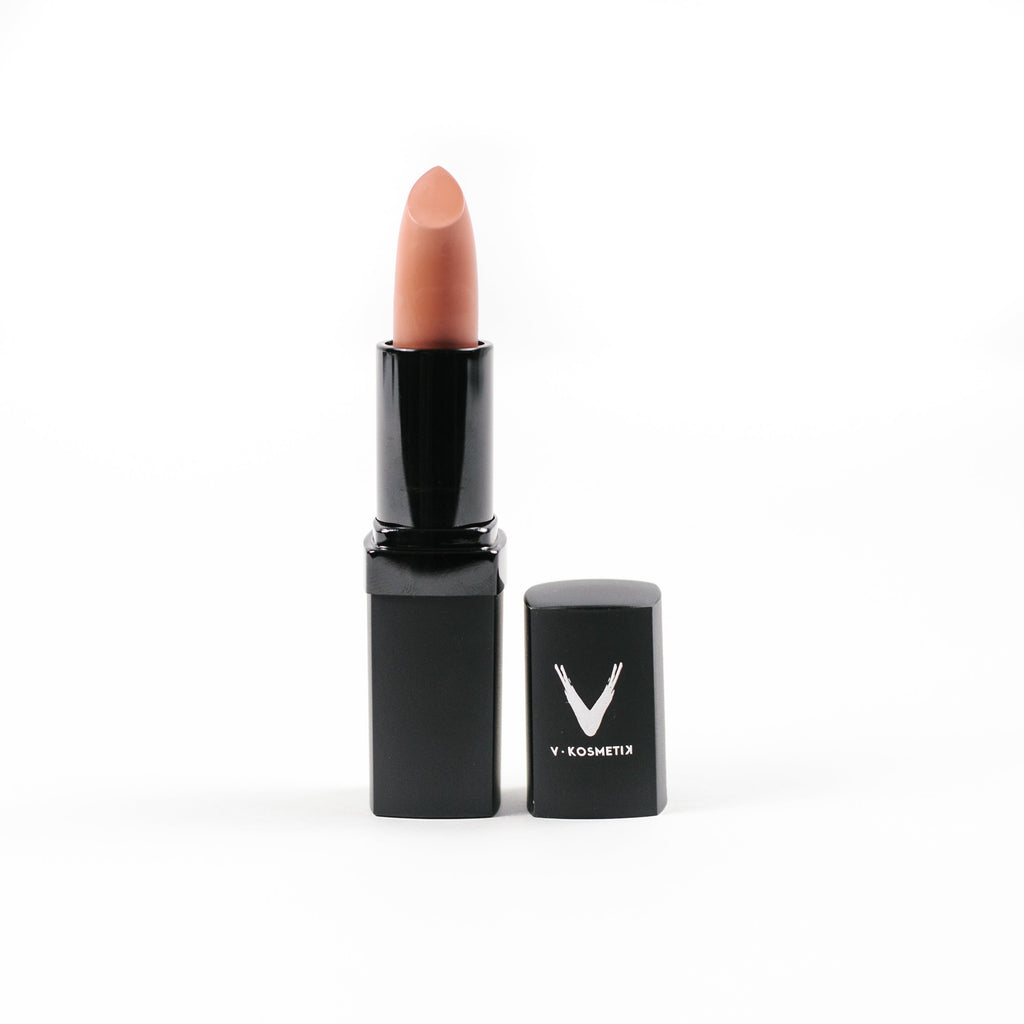 Full Coverage Long-Lasting Lipstick